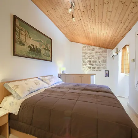 Appartamento Chic And Charming Krk Downtown *