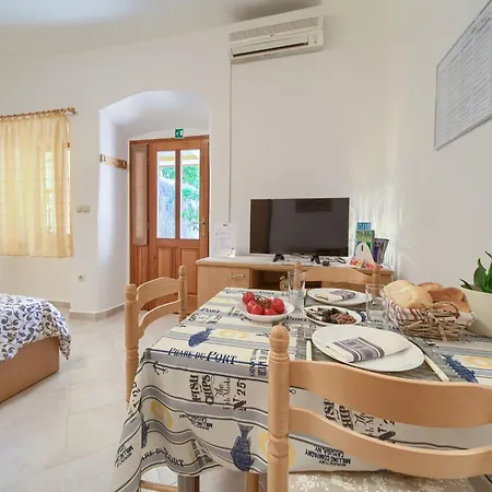 Appartamento Chic And Charming Krk Downtown